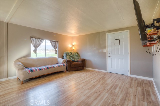 Detail Gallery Image 7 of 33 For 2561 Wyandotte Ave, Oroville,  CA 95966 - 2 Beds | 2 Baths