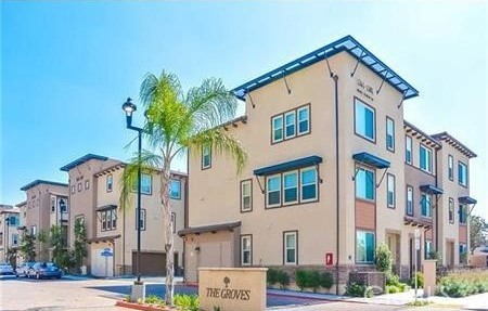 1330 Clementine Way, Fullerton CA: https://media.crmls.org/medias/dee55570-3fd4-4e5e-a133-0021441450da.jpg