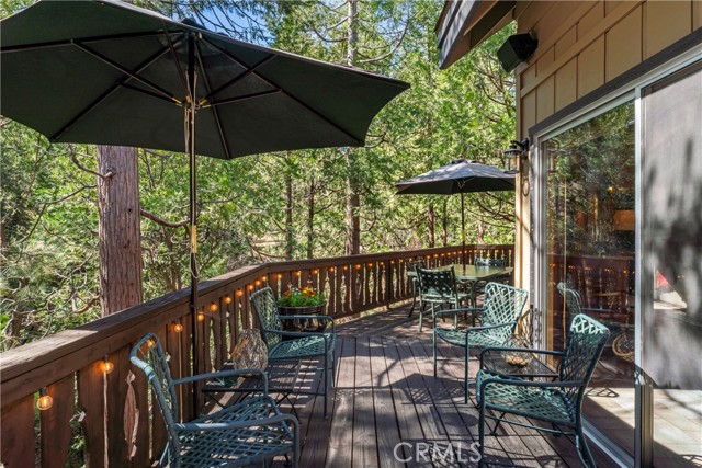 Detail Gallery Image 15 of 42 For 27169 Ironwood Ln, Lake Arrowhead,  CA 92352 - 3 Beds | 3/1 Baths
