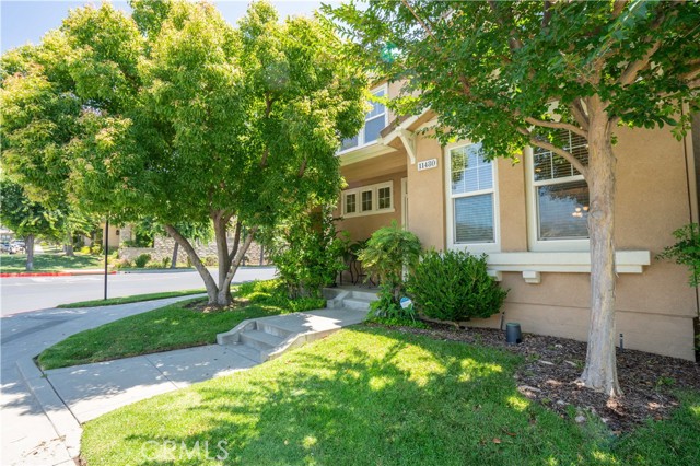 11480 Autumn Glen Court, Porter Ranch CA: https://media.crmls.org/medias/dee5dbeb-0e5a-4179-ae6b-51b623e052ab.jpg