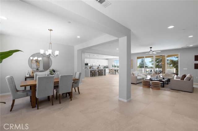 Image 5 of 72 For 5613 Levanto