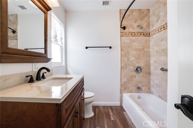 402 Indianapolis Avenue, Huntington Beach CA: https://media.crmls.org/medias/dee7c395-b3c3-4304-a741-51babf0e86d1.jpg