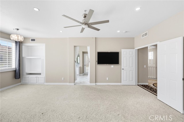 6528 University Way, Buena Park CA: https://media.crmls.org/medias/dee7d088-4135-4655-b67e-c43fcb969b09.jpg
