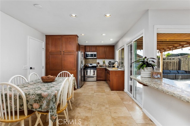 Detail Gallery Image 15 of 44 For 222 Avenida Chapala, San Marcos,  CA 92069 - 4 Beds | 2 Baths