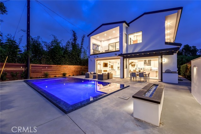 12732 Hortense Street, Studio City CA: https://media.crmls.org/medias/dee843d1-40a6-4fca-9f37-156848f880ea.jpg