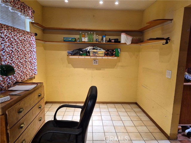 Detail Gallery Image 4 of 9 For 2085 Cabot, Merced,  CA 95348 - 3 Beds | 1 Baths