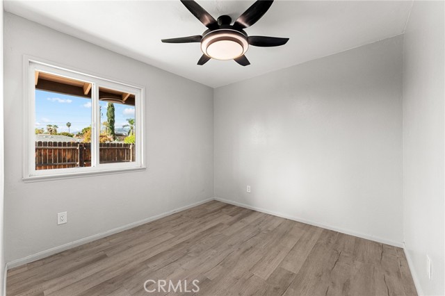 Detail Gallery Image 12 of 40 For 5693 Dumbarton Ave, San Bernardino,  CA 92404 - 3 Beds | 2 Baths