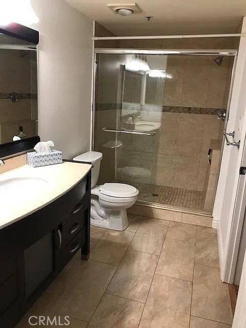 4501 Cedros Avenue, Sherman Oaks CA: https://media.crmls.org/medias/dee9304c-ef0b-4315-95a2-efe4af37c94e.jpg