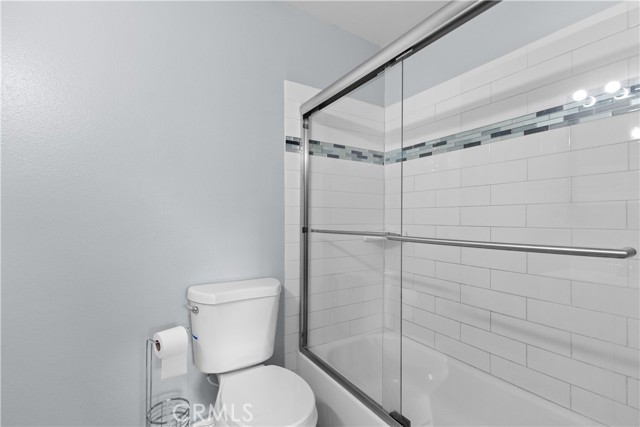 1477 Clemson Way Way, Riverside CA: https://media.crmls.org/medias/dee9b6f6-8722-4377-921e-8d612bedc9fb.jpg