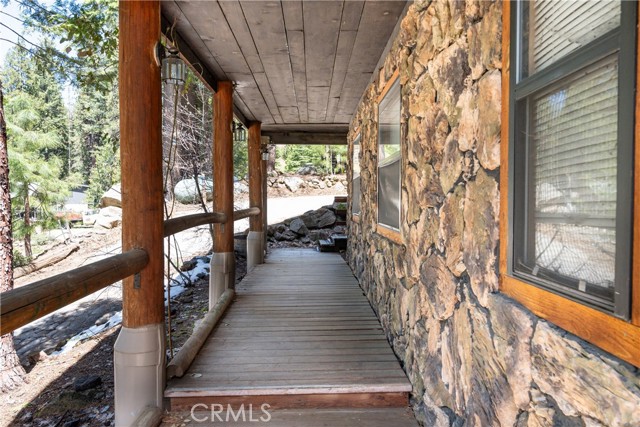 Detail Gallery Image 6 of 42 For 7426 Henness Ridge Rd, Yosemite,  CA 95389 - 3 Beds | 2 Baths