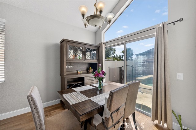 Detail Gallery Image 5 of 23 For 28091 Stillwater Dr, Menifee,  CA 92584 - 4 Beds | 3 Baths