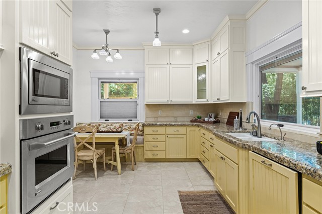 Detail Gallery Image 11 of 74 For 1344 1st, Oroville,  CA 95965 - 4 Beds | 5 Baths