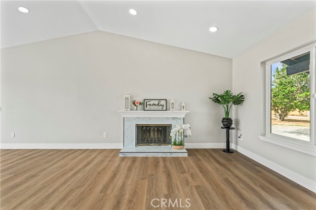 Detail Gallery Image 12 of 32 For 13875 Stage Coach Cir., Victorville,  CA 92392 - 3 Beds | 2 Baths