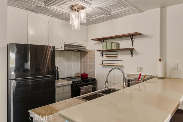 Detail Gallery Image 6 of 28 For 5585 E Pacific Coast #361,  Long Beach,  CA 90804 - 1 Beds | 1 Baths