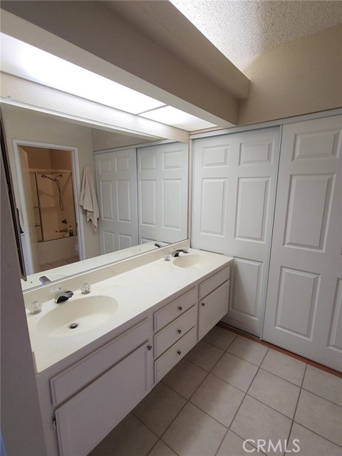 Detail Gallery Image 10 of 17 For 27539 Avenida Interno, Menifee,  CA 92585 - 5 Beds | 3 Baths