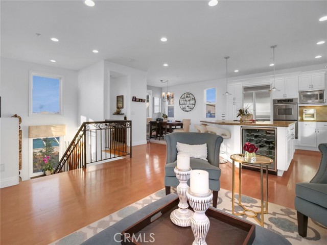 3316 Alma Avenue, Manhattan Beach, California 90266, 5 Bedrooms Bedrooms, ,4 BathroomsBathrooms,Residential,Sold,Alma,SB22035923