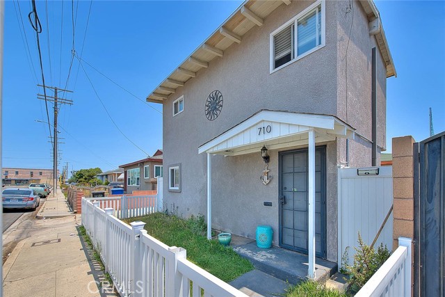 Detail Gallery Image 1 of 43 For 710 N Neptune Ave, Wilmington,  CA 90744 - 1 Beds | 1 Baths