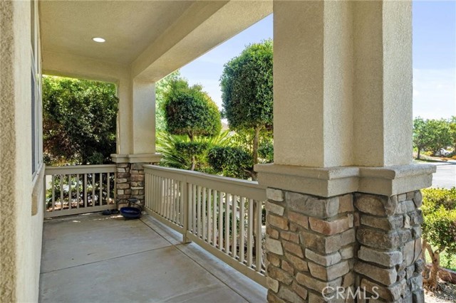 Detail Gallery Image 2 of 34 For 7900 Serenity Falls Rd, Corona,  CA 92880 - 5 Beds | 3 Baths