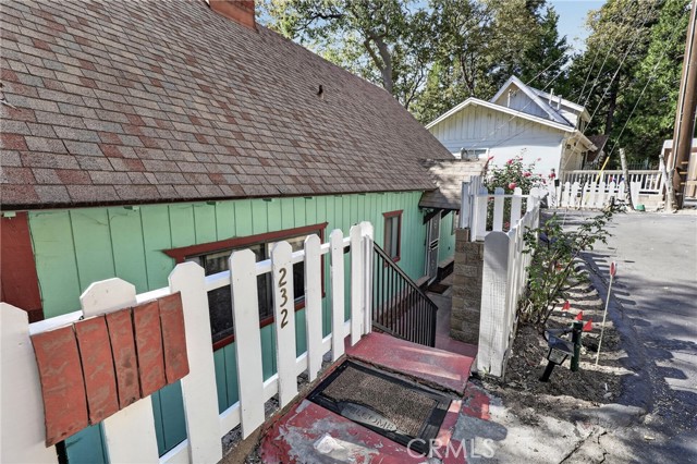 232 Sunset, Lake Arrowhead, CA 92352