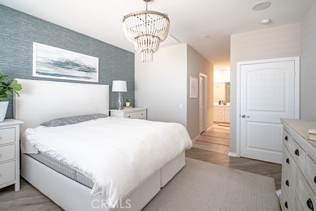 https://media.crmls.org/medias/deef2e55-cabf-44db-9ab6-664ef046518b.jpg?preset=X-Large