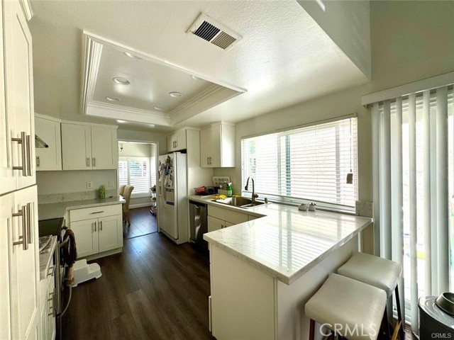 Detail Gallery Image 6 of 12 For 48 Golden Star, Irvine,  CA 92604 - 3 Beds | 2 Baths