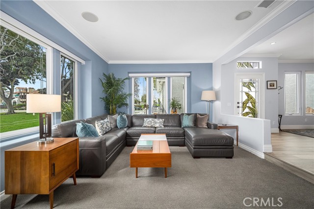 Image 12 of 72 For 1713 Electric Avenue