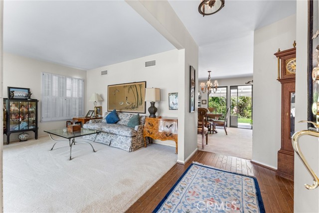 19302 Maynard Way, North Tustin CA: https://media.crmls.org/medias/def0d4d5-cbd7-481c-a4aa-86bd6af6dc0d.jpg