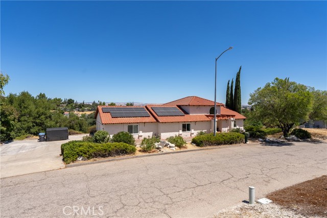 Detail Gallery Image 3 of 39 For 2322 Almond Springs Drive, Paso Robles,  CA 93446 - 5 Beds | 4 Baths