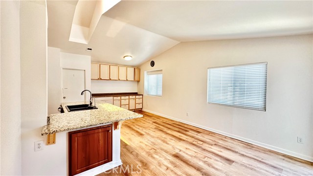 Detail Gallery Image 9 of 30 For 39534 Long Ridge Dr, Temecula,  CA 92591 - 3 Beds | 2 Baths