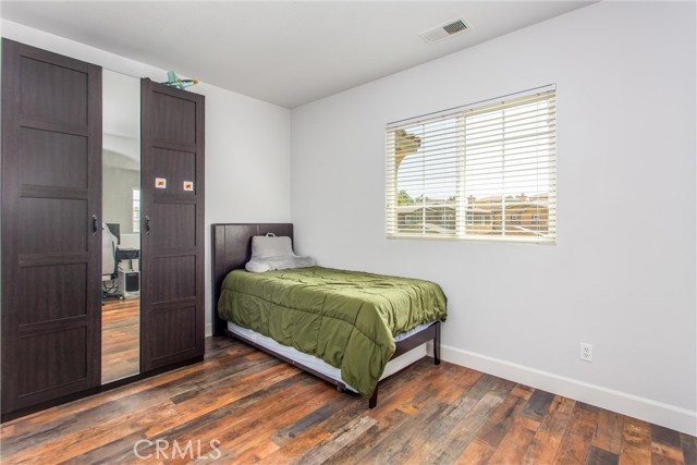 16873 Valley Spring Drive, Riverside CA: https://media.crmls.org/medias/def1f3a5-0de2-440b-9d50-f05f4c03ef6f.jpg