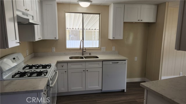 Image 37 of 41 For 26102 Bamboo Palm Drive