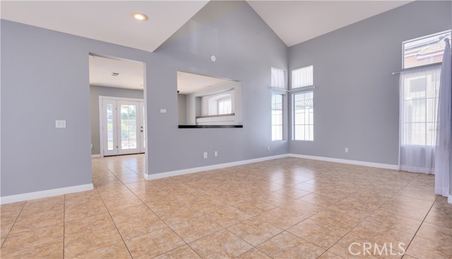 31695 Corte Avalos, Temecula CA: https://media.crmls.org/medias/def23dc3-a0de-46df-86b4-884797dbb6db.jpg