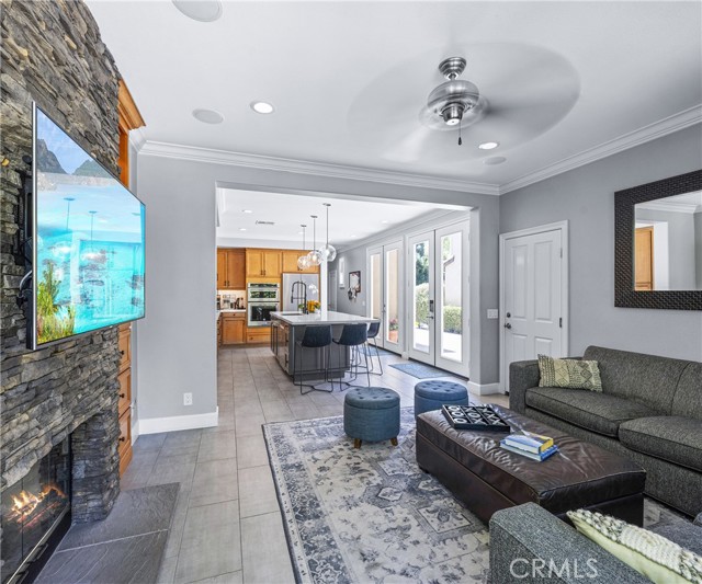 45 Coriander, Irvine CA: https://media.crmls.org/medias/def28007-e82d-4c60-a0ae-1e3c3d7abbdd.jpg