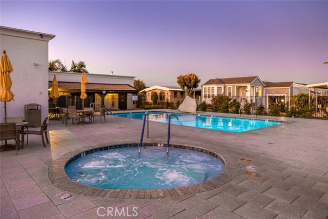 Detail Gallery Image 30 of 41 For 4382 Lahaina Dr, Huntington Beach,  CA 92649 - 3 Beds | 2 Baths