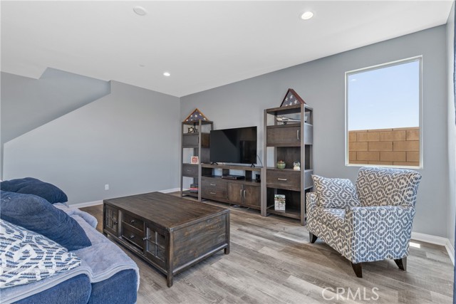 35727 Domaine Street, Winchester CA: https://media.crmls.org/medias/def2de6f-c3c4-42ac-8a14-93dc31c645ee.jpg