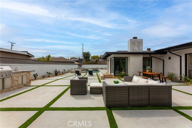 Detail Gallery Image 61 of 75 For 3841 Pacific Ave, Long Beach,  CA 90807 - 5 Beds | 5 Baths