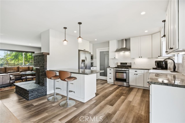 Detail Gallery Image 4 of 28 For 14010 Hilldale, Valley Center,  CA 92082 - 3 Beds | 2/1 Baths