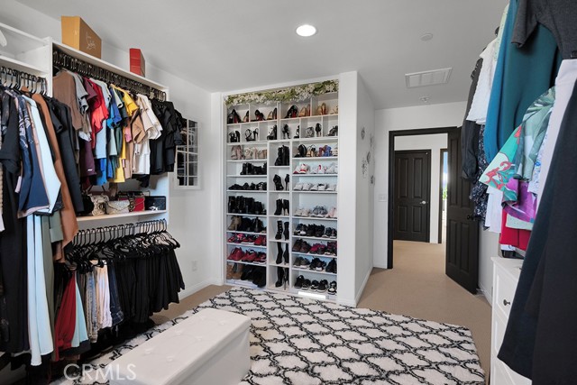 2727 Goldenrain Street, Palmdale CA: https://media.crmls.org/medias/def3c753-2aa3-4284-a081-cf04b82e21c9.jpg