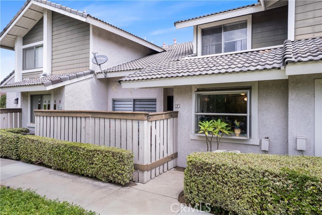Detail Gallery Image 2 of 23 For 1109 Golden Springs Dr #F,  Diamond Bar,  CA 91765 - 2 Beds | 1/1 Baths