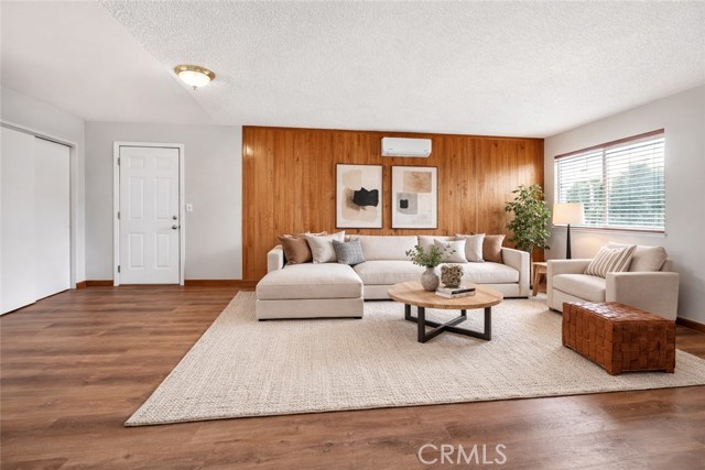 Detail Gallery Image 4 of 17 For 15810 Mckinley Ave, Lathrop,  CA 95330 - 3 Beds | 2 Baths