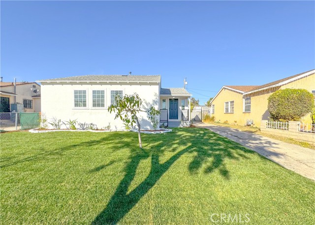 Detail Gallery Image 1 of 22 For 2215 W 153rd St, Compton,  CA 90220 - 3 Beds | 2 Baths