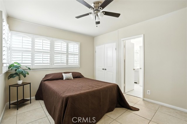 2709 W 109th Street, Inglewood CA: https://media.crmls.org/medias/def5bfb6-7b3c-42cd-ad99-722b18ee8933.jpg