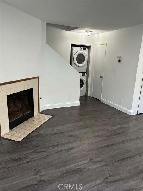 803 E Victoria Street, Carson CA: https://media.crmls.org/medias/def5cfc9-6f3c-470f-bb3d-5b3bd0f15bce.jpg