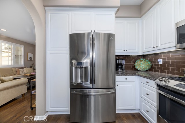 Detail Gallery Image 7 of 29 For 844 Citrus Ct #29,  Claremont,  CA 91711 - 3 Beds | 3 Baths