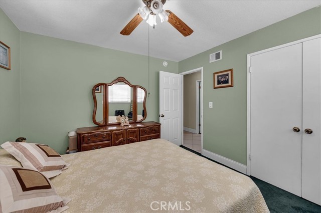 1316 E Romneya Drive, Anaheim CA: https://media.crmls.org/medias/def65c5d-2c1a-4ac7-9b32-4d6385d9ca76.jpg