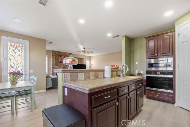 Detail Gallery Image 14 of 40 For 39396 Shree, Temecula,  CA 92591 - 4 Beds | 3/1 Baths