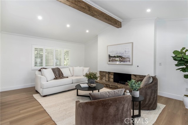 22608 Crespi Street, Woodland Hills CA: https://media.crmls.org/medias/def6f555-45c5-4454-973f-64971e447c1a.jpg