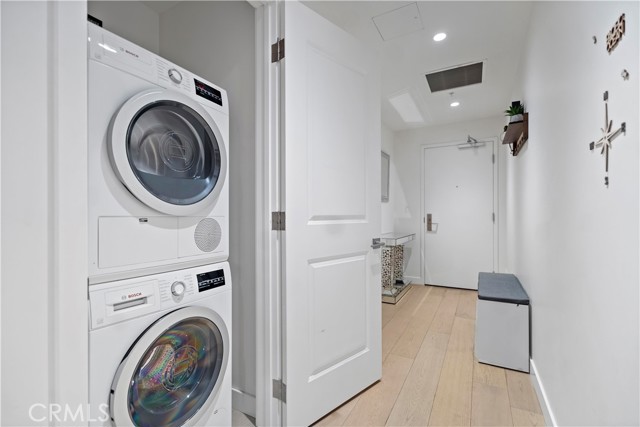 Detail Gallery Image 16 of 28 For 400 South Broadway #907,  Los Angeles,  CA 90013 - 1 Beds | 1 Baths