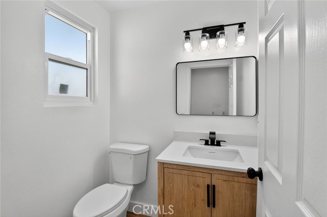 16280 Lorene Drive, Victorville CA: https://media.crmls.org/medias/def747c1-1473-4570-829c-ac8e2f4ad1d4.jpg