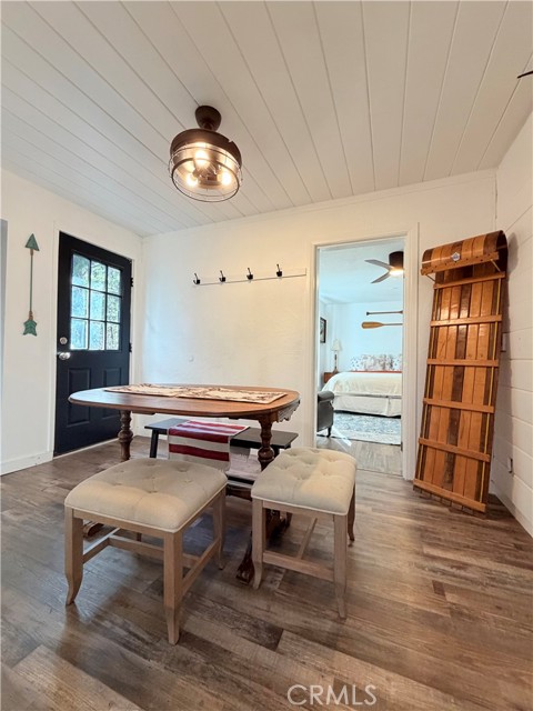 Detail Gallery Image 26 of 51 For 926 Kuffel Canyon, Lake Arrowhead,  CA 92385 - 2 Beds | 1 Baths